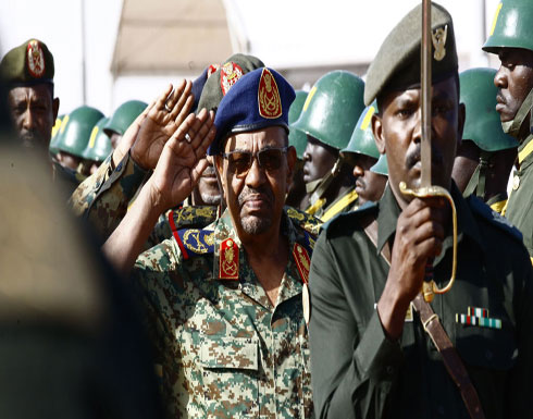 بعد شائعة تنحي البشير.. هذا أبرز ما جاء في اجتماع قيادة الجيش السوداني