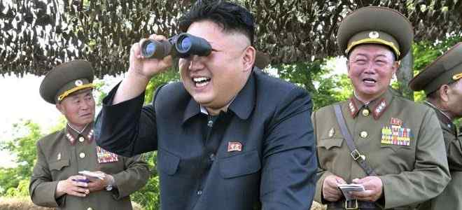 رئيس كوريا الشمالية يشرف على تجربة سلاح تكتيكي جديد