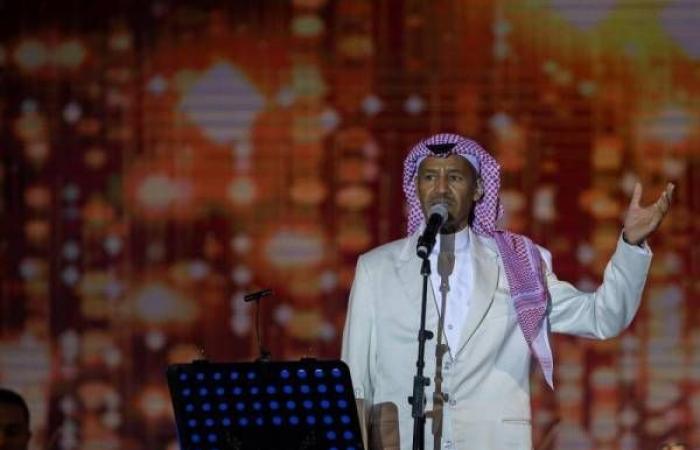 خالد عبدالرحمن في أبو ظبي لإحياء الزمن الجميل