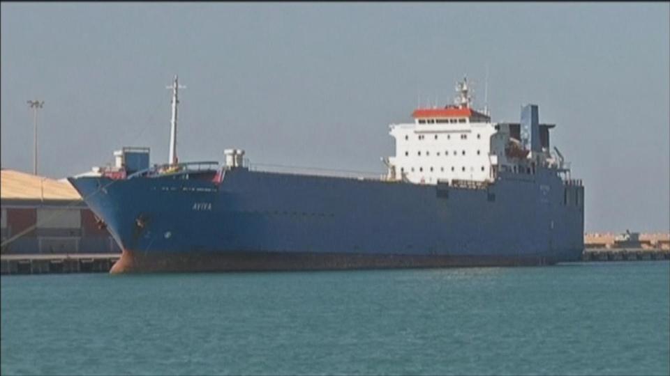سفينة إيرانية محملة بالأسلحة ترسو بمصراتة الليبية