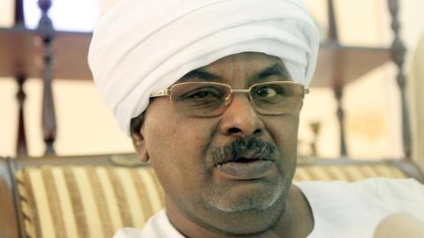 من هو صلاح قوش العقل المدبر لتمرد المخابرات في السودان؟