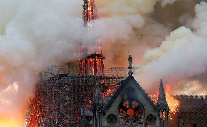 9 ساعات من مكافحة النيران.. فرنسا تُطمئن العالم على أهم معالمها التاريخية