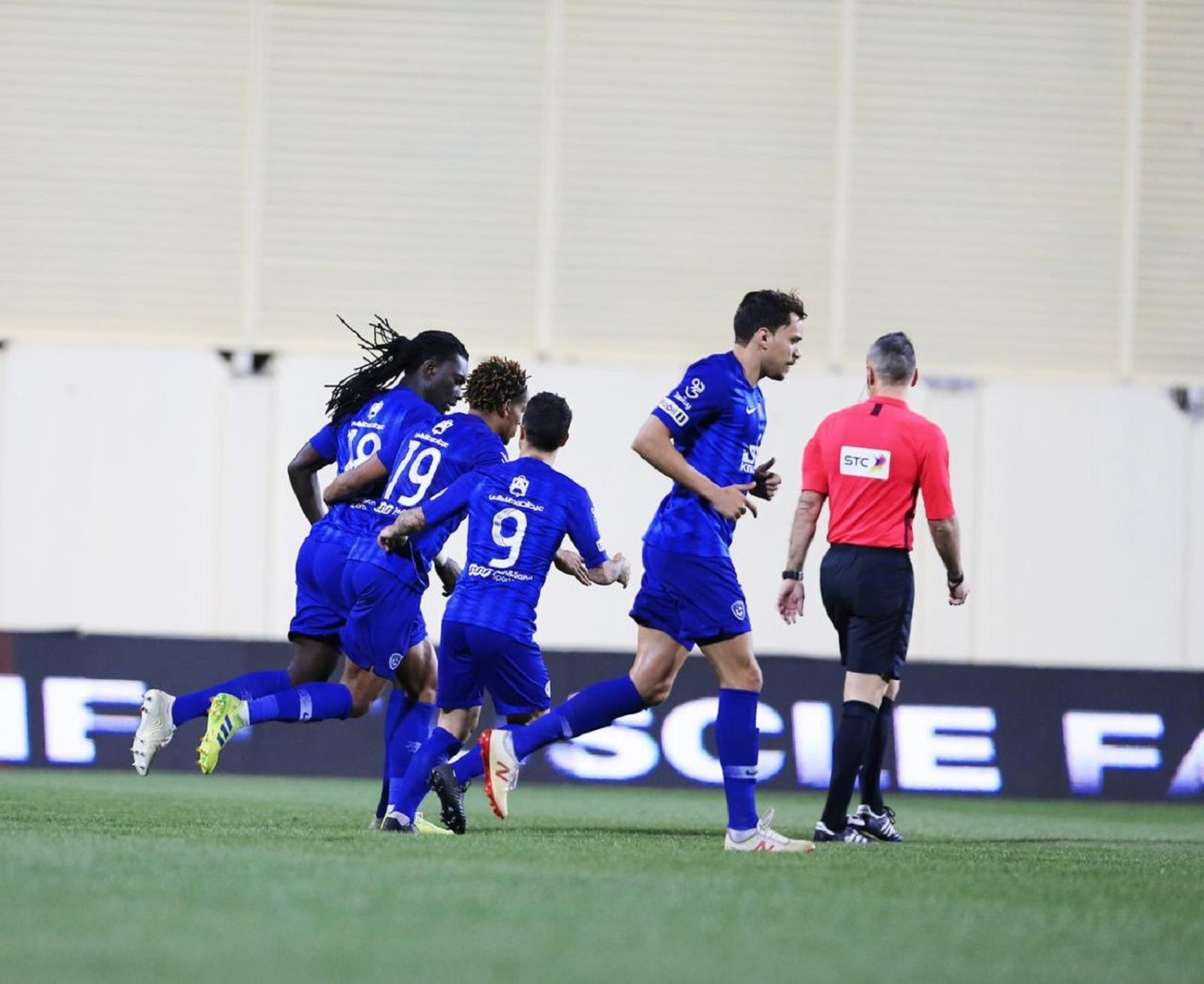 دوري محمد بن سلمان للمحترفين.. #الهلال يرفض الخسارة ضد #الحزم