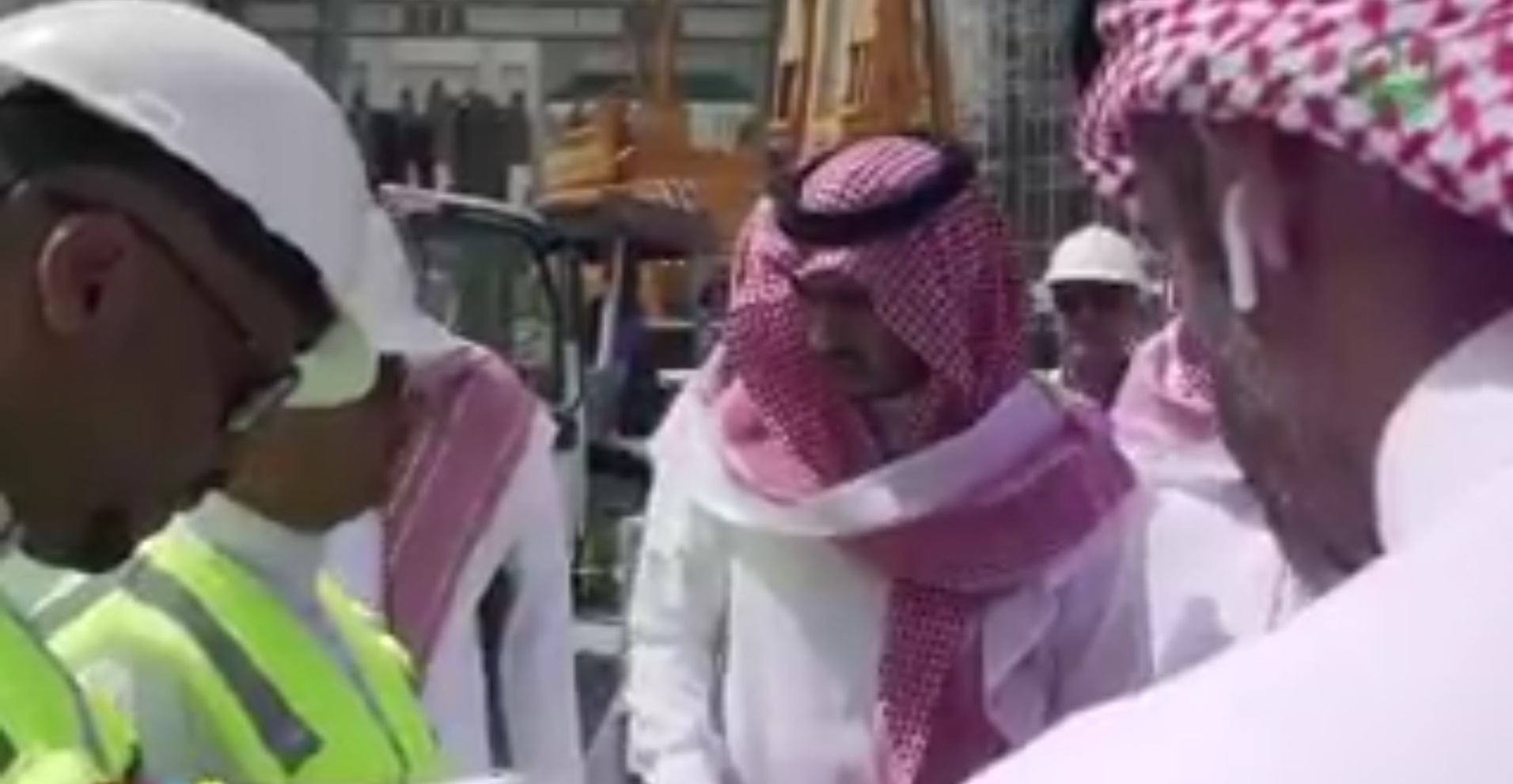 فيديو.. بدر بن سلطان في المسجد الحرام للوقوف على جاهزية مرافقه