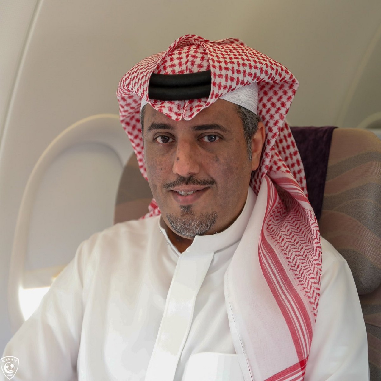 الراشد يمنح 30 ألف ريال لكل لاعب هلالي