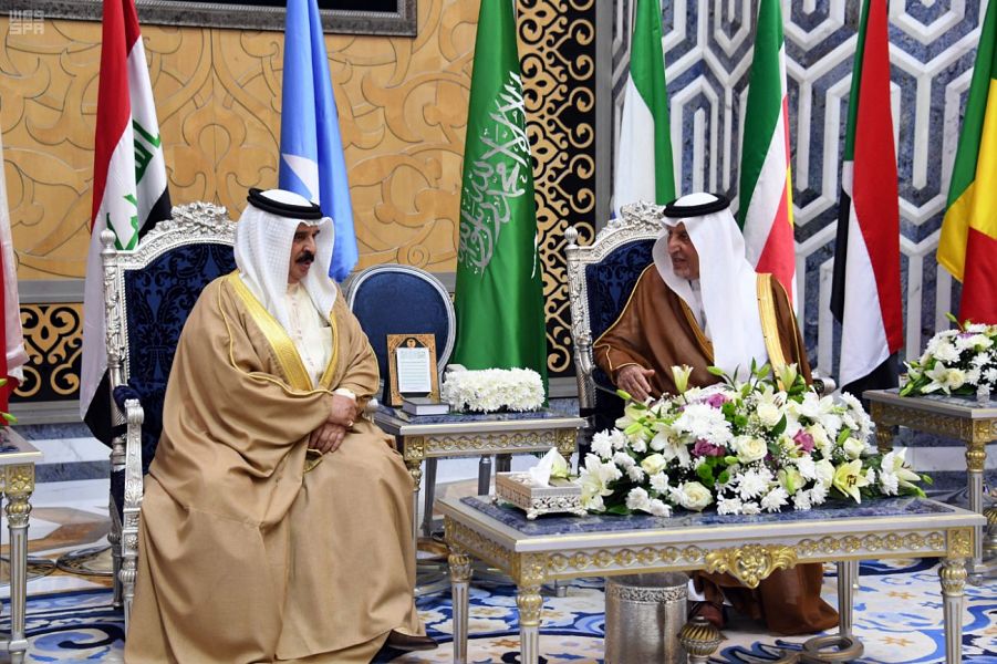 ملك البحرين : قمم مكة تعكس القيادة الحكيمة والمبادرات المتواصلة لخادم الحرمين