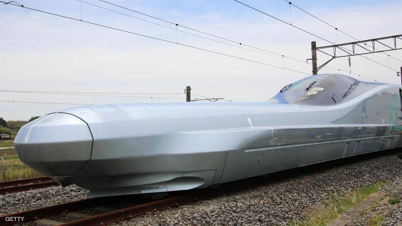 أسرع قطار في العالم أنفه طوله 22 مترًا وسرعته 360 كم/ ساعة