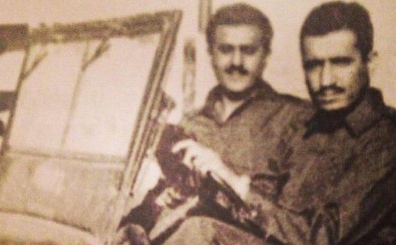 صورة نادرة لـ الملك سلمان وهو يقود سيارة عسكرية