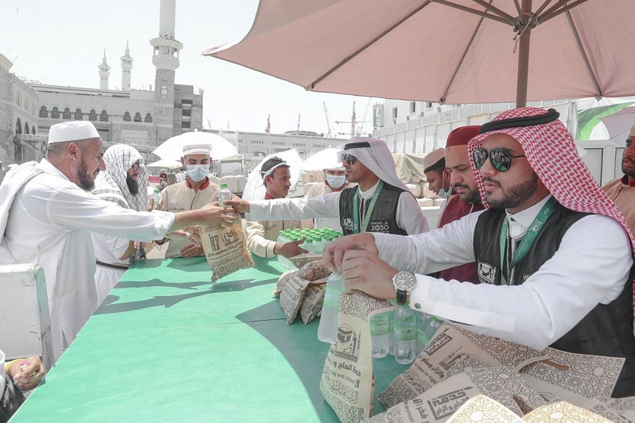 700 ألف استفادوا من خدمات رئاسة الحرمين في رمضان