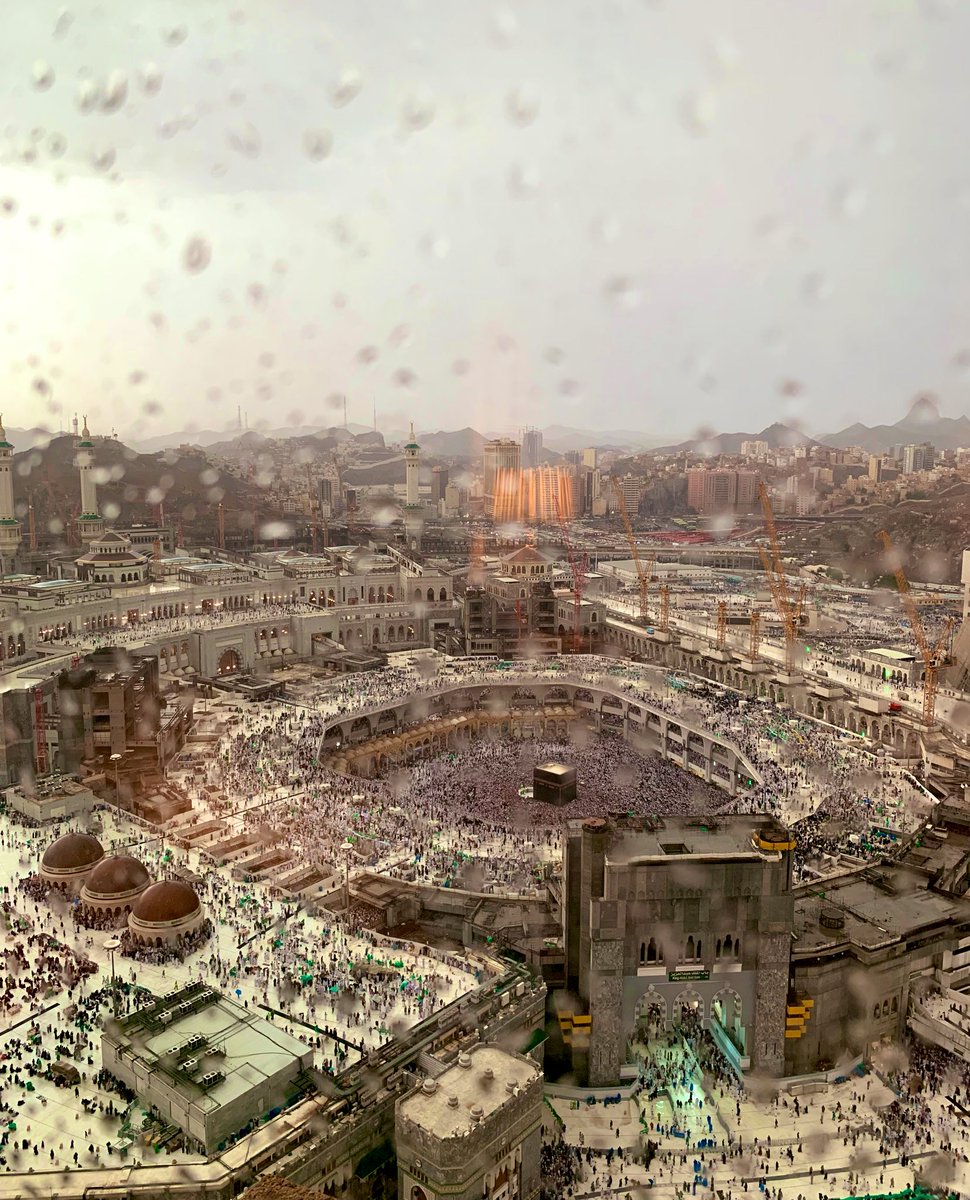 فيديو.. أمطار الخير تستقبل القمة الإسلامية الليلة في مكة