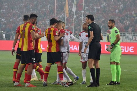 بطل تونس ينجو من هزيمة ثقيلة في مباراة الوداد الرياضي ضد الترجي