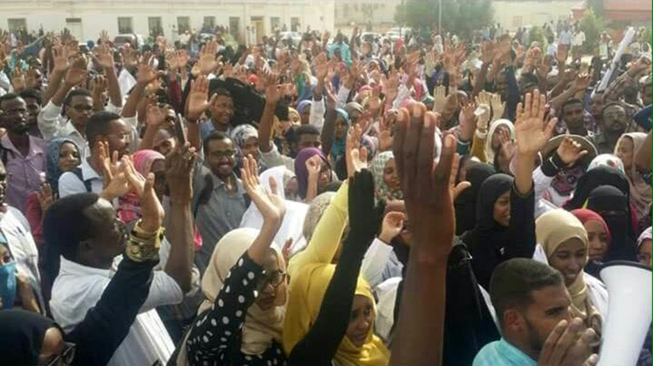 قوى الحرية والتغيير تعلن الإضراب الشامل في السودان