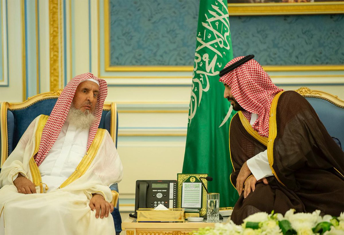 الأمير محمد بن سلمان يستقبل المهنئين بشهر رمضان المبارك في قصر اليمامة