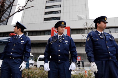 إصابة 16 شخصًا بينهم أطفال في هجوم بسكين في اليابان