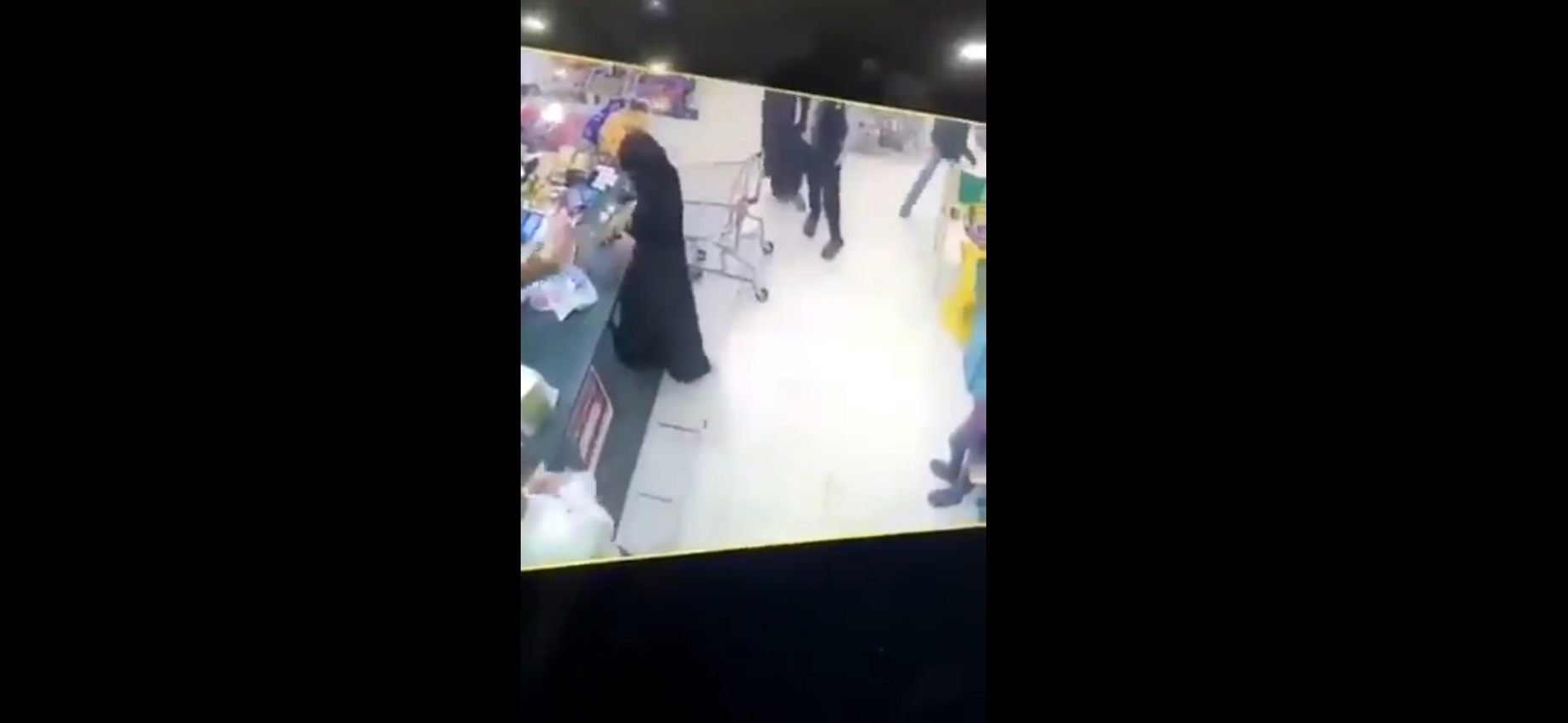فيديو يوثق ثالث حالة تحرش في المملكة خلال يومين