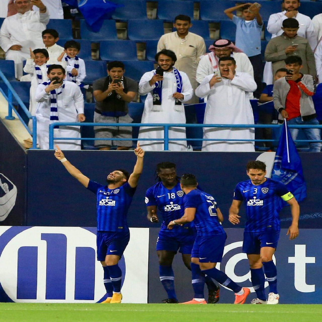 هتان باهبري أفضل لاعب في مباراة الهلال ضد العين