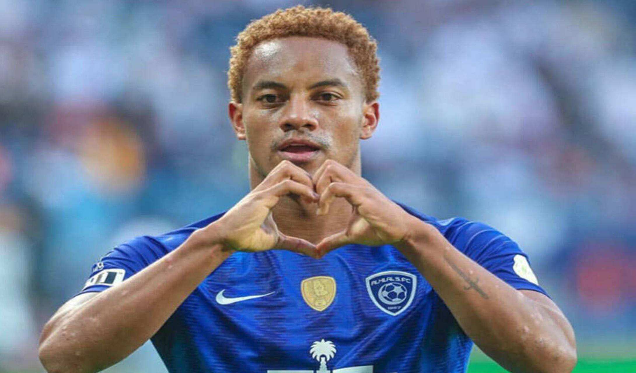 رد حاسم من كاريلو يُطمئن به جماهير الهلال