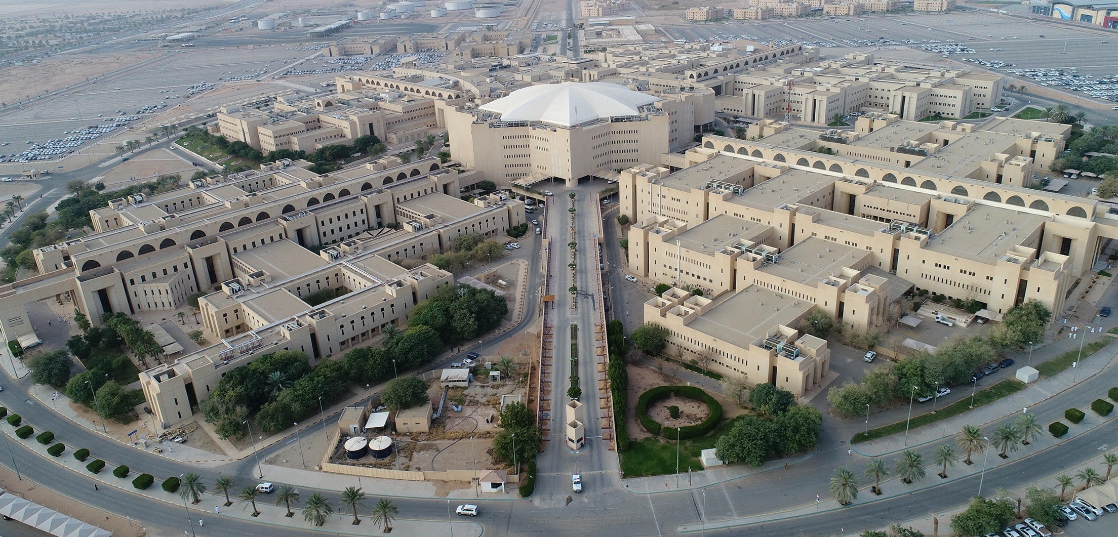 جامعة القصيم تعلن فتح باب القبول في خمسة برامج دراسات عليا