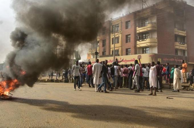 أربعة قتلى في السودان بأول أيام العصيان المدني
