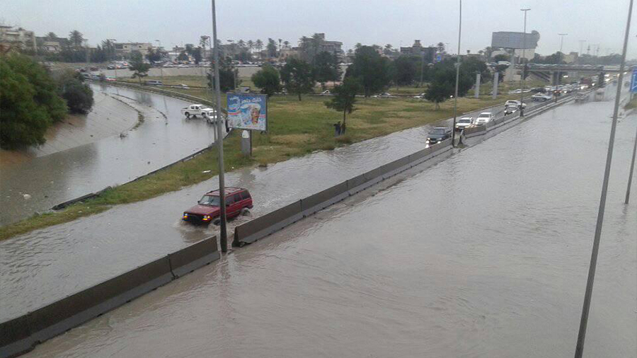 صور.. نزوح أكثر من 4 آلاف شخص بسبب الفيضانات في ليبيا