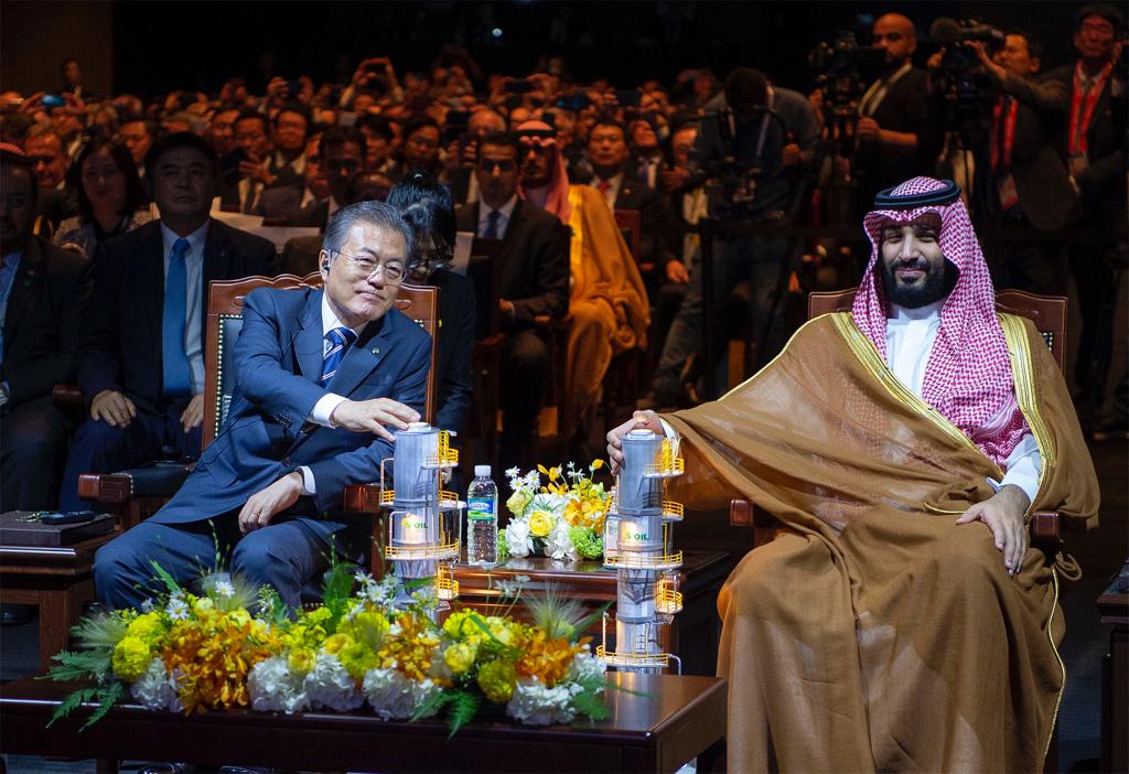 محمد بن سلمان ورئيس كوريا الجنوبية يدشنان مصفاة S-Oil الكورية