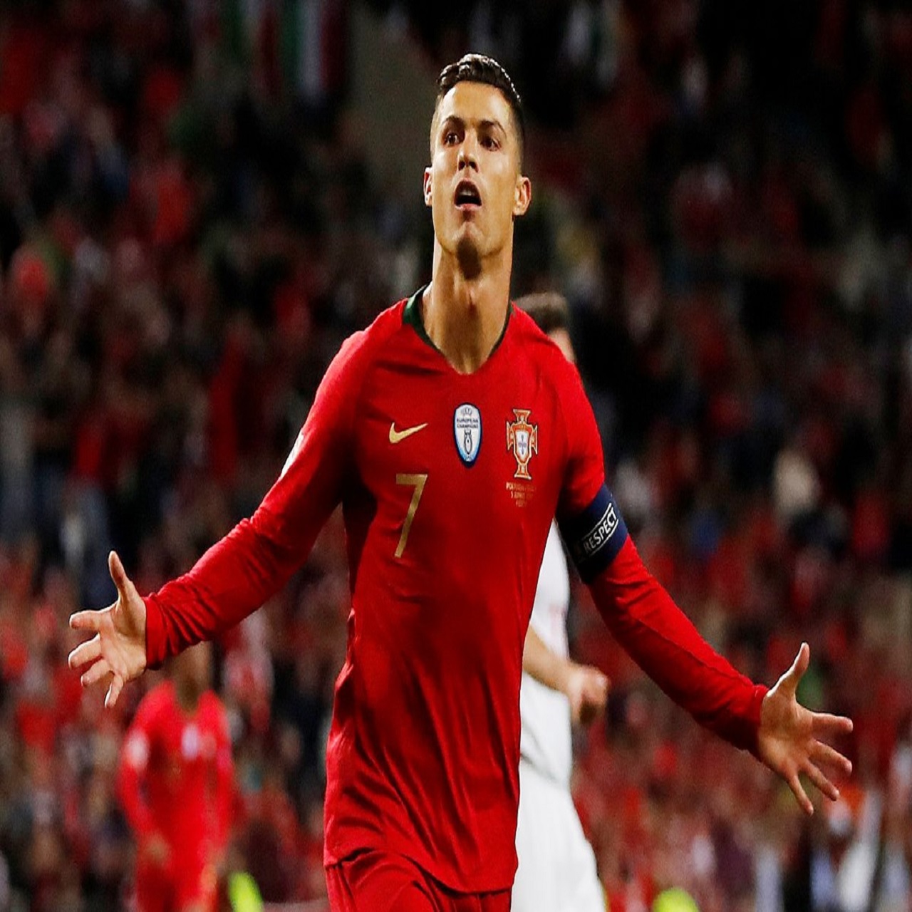 البرتغال وسويسرا .. هاتريك رونالدو يقود برازيل أوروبا إلى النهائي