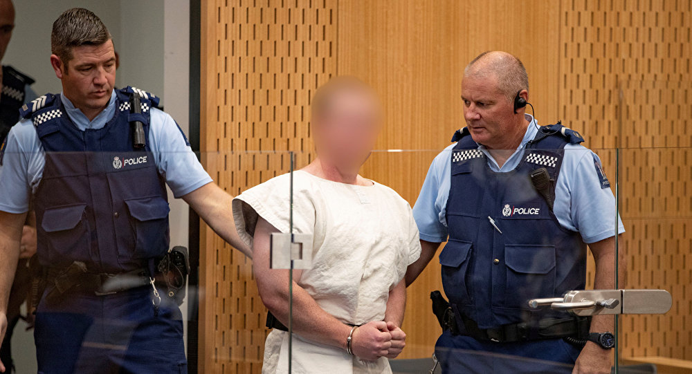 نيوزيلندا تُسقط حق منفذ مذبحة المسجدين في تغطية وجهه