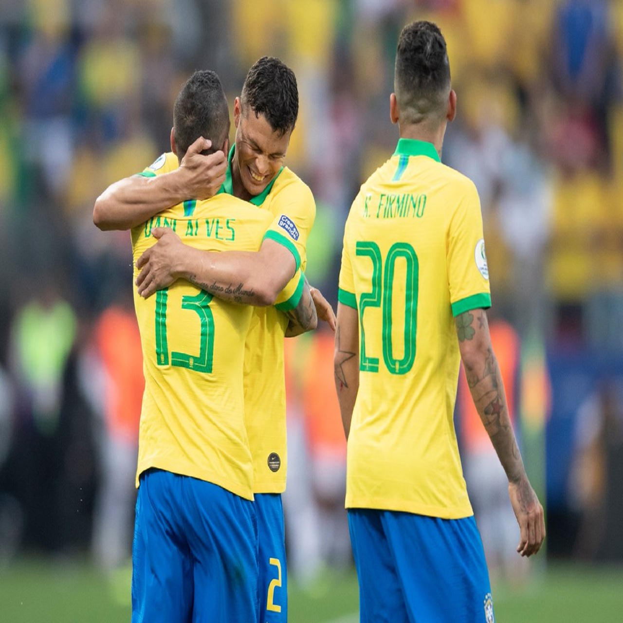بيرو ضد البرازيل .. السامبا يتألق ويُحقق 3 أرقام مميزة