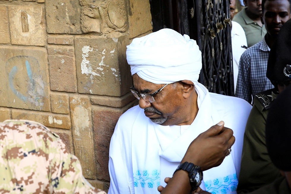 السودان يقرر تسليم البشير ورموز نظامه للجنائية الدولية