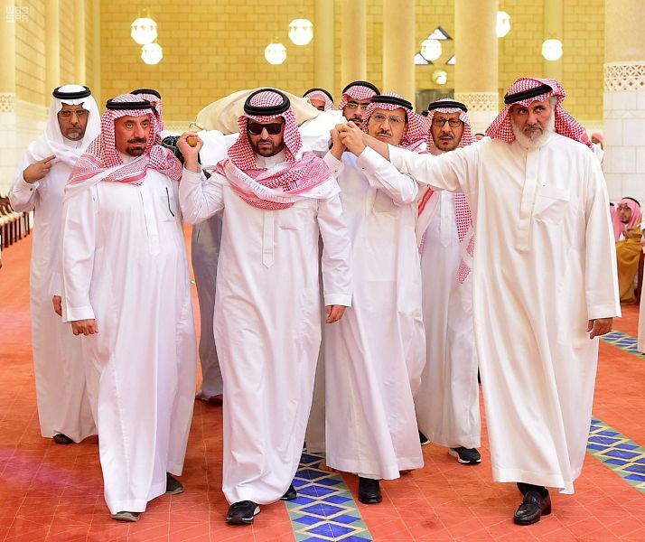 جموع غفيرة تشيع الأمير محمد بن متعب بن عبدالله