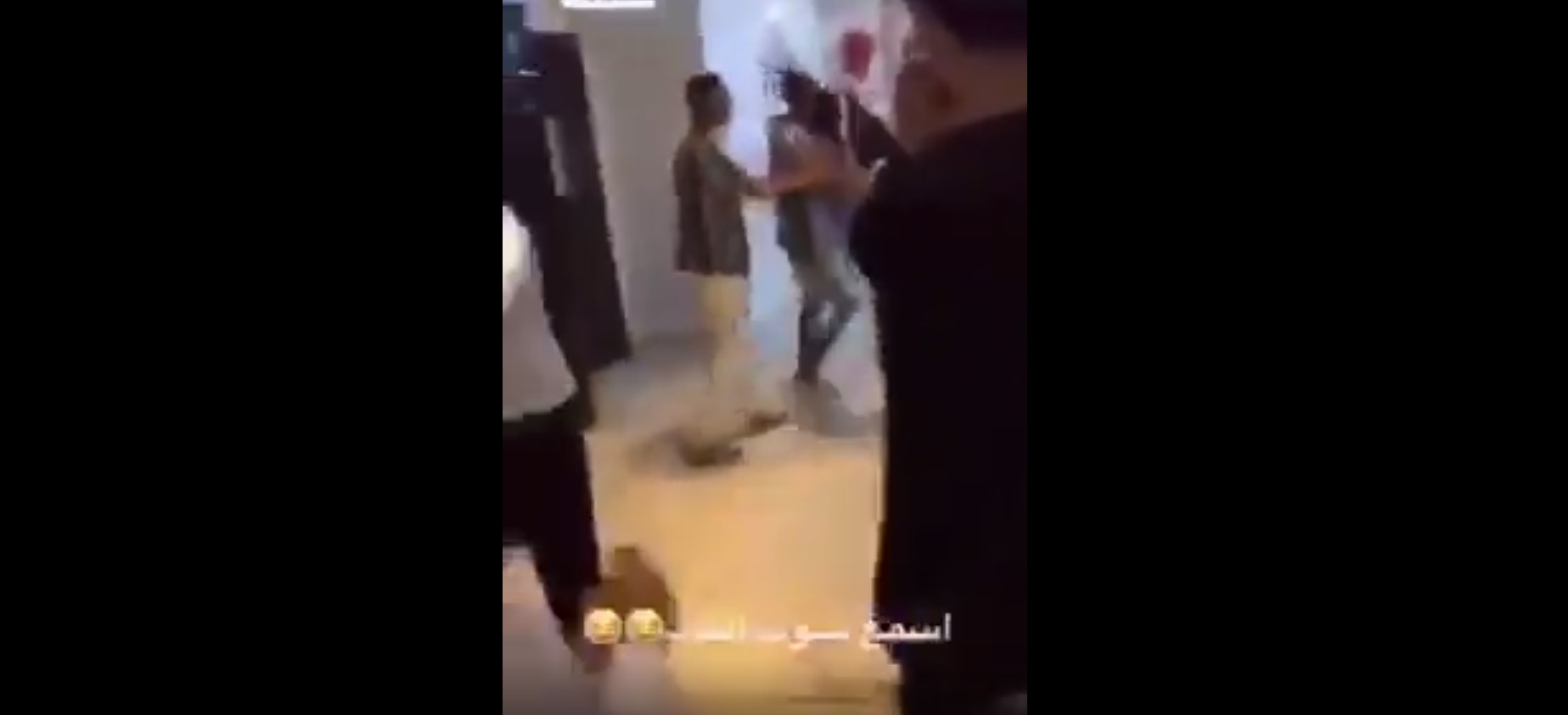 فيديو.. أتراك يضربون قطريين ويصفعونهم في مول بالدوحة!