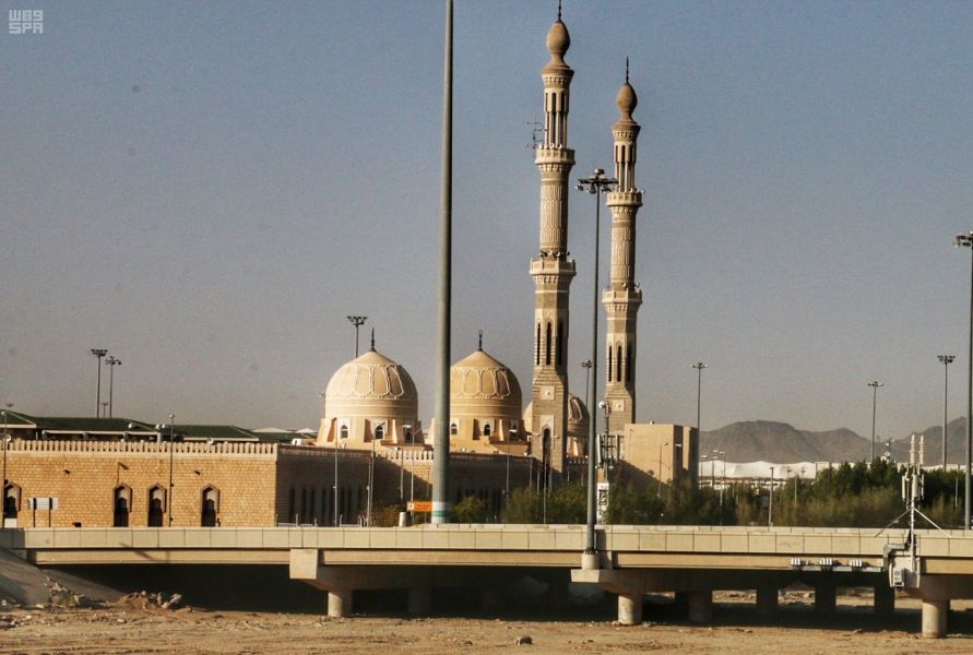 مسجد نَمِرَة.. من أهم معالم مشعر عرفات