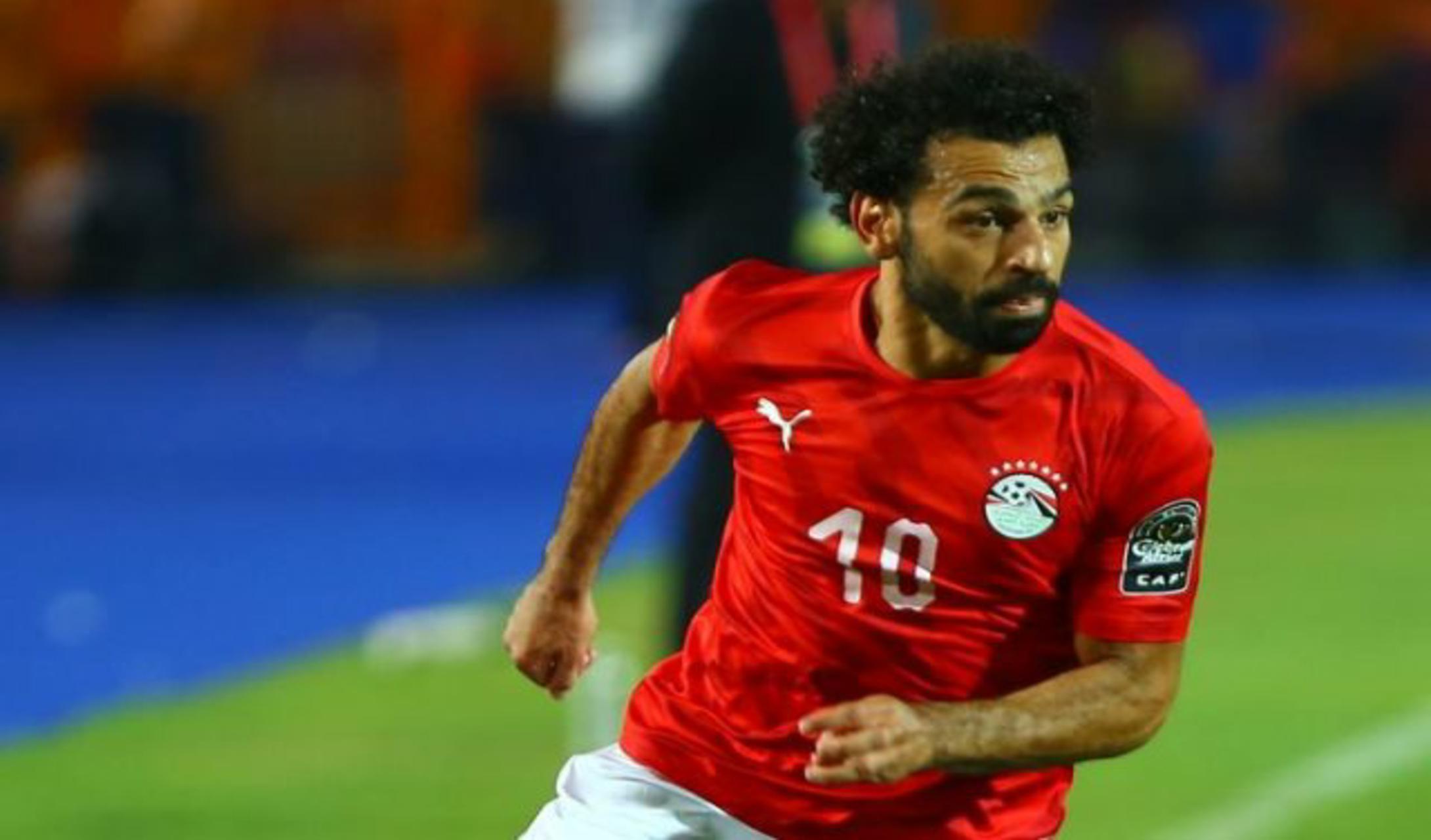 الإنفلونزا تُهدد مشاركة محمد صلاح في مباراة مصر وجنوب إفريقيا