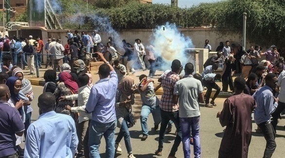 الشرطة السودانية تُفرق مسيرات بالخرطوم