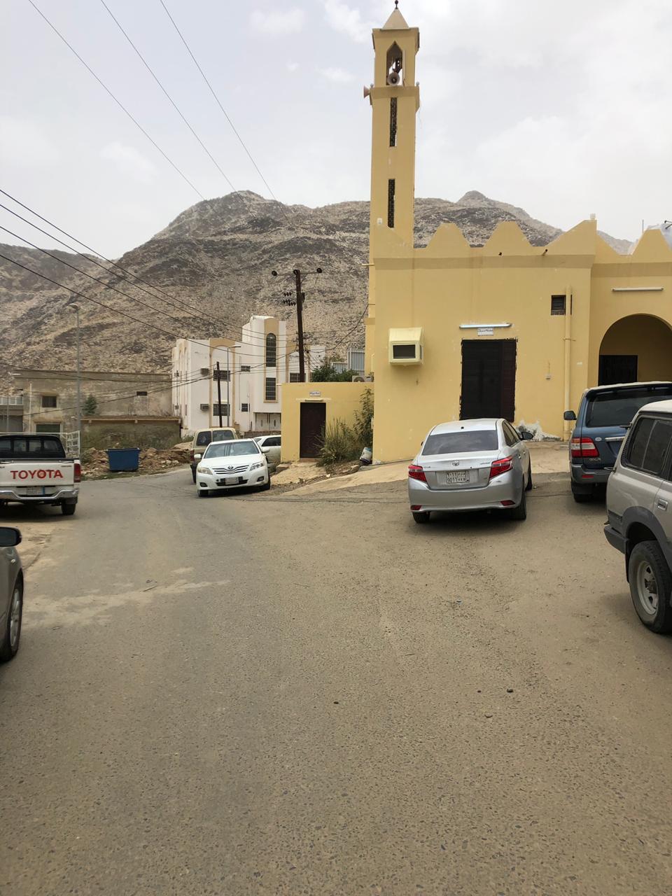 مسجد قرية العين بدون إمام وخطيب