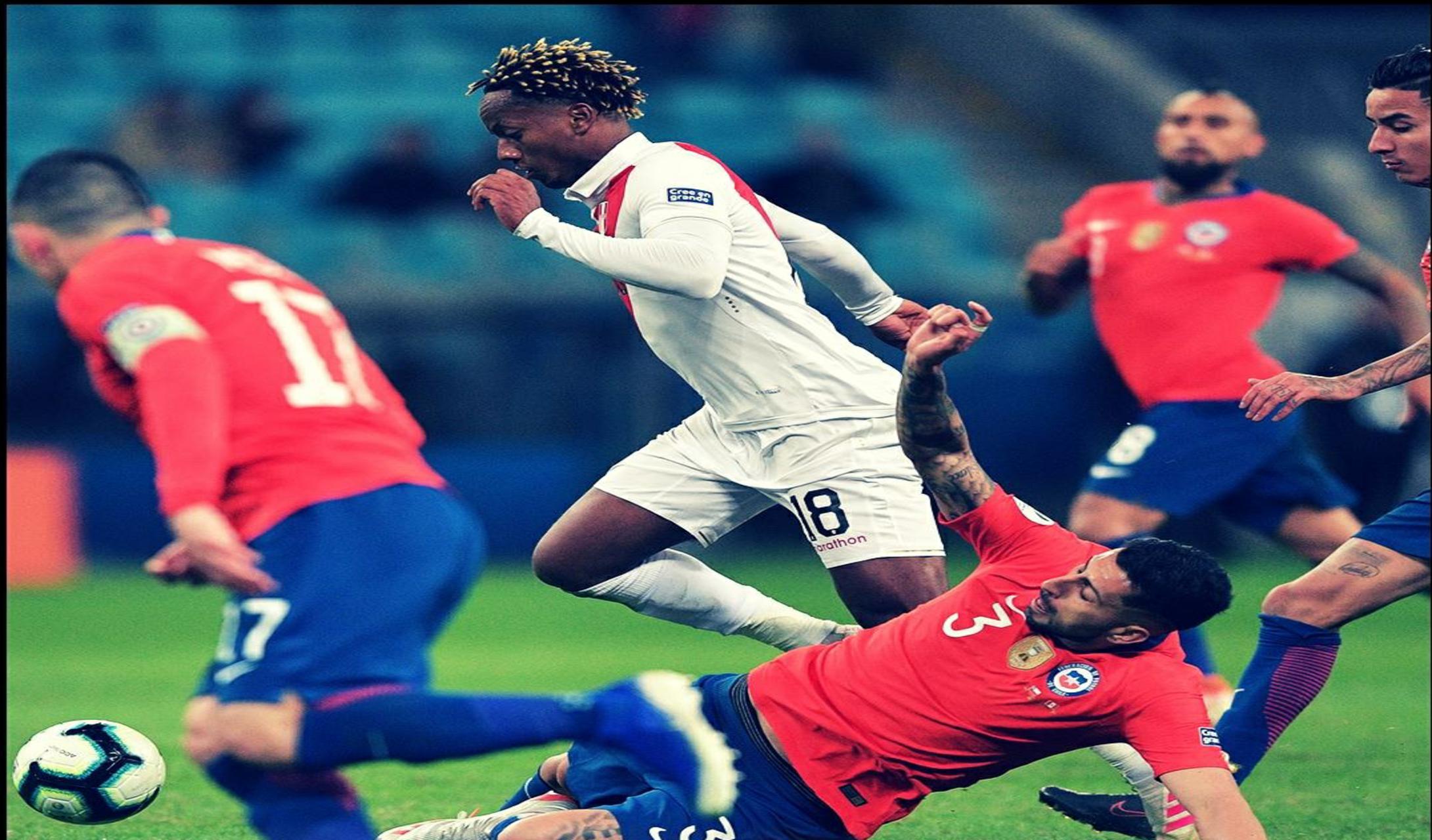 نجم الهلال يُمتع بسحره في مباراة بيرو وتشيلي