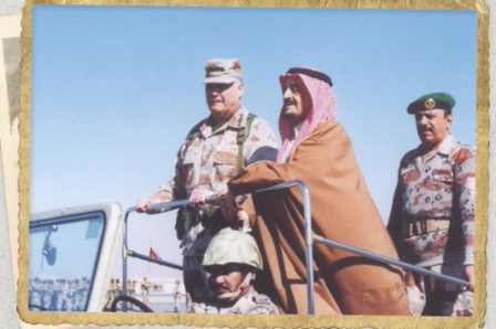 صورة نادرة للملك فهد إبان حرب الخليج