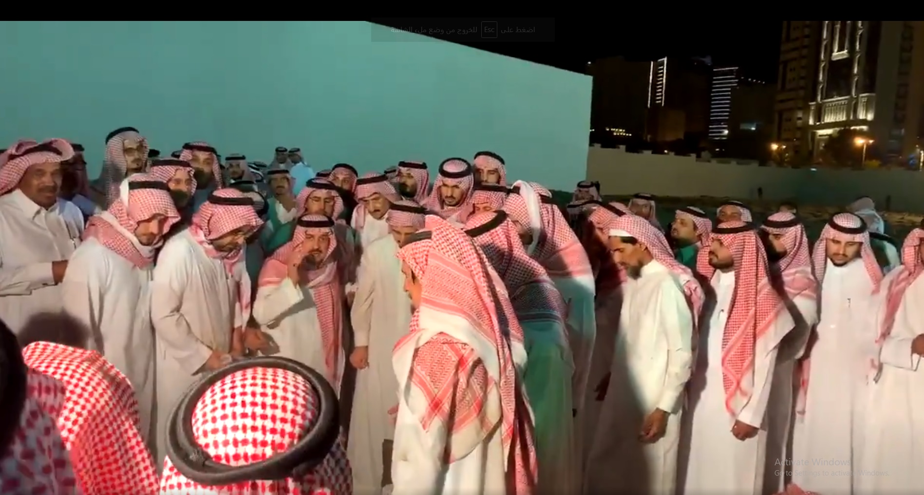 دعاء مؤثر لأمير الرياض أثناء دفن الأمير بندر بن عبدالعزيز