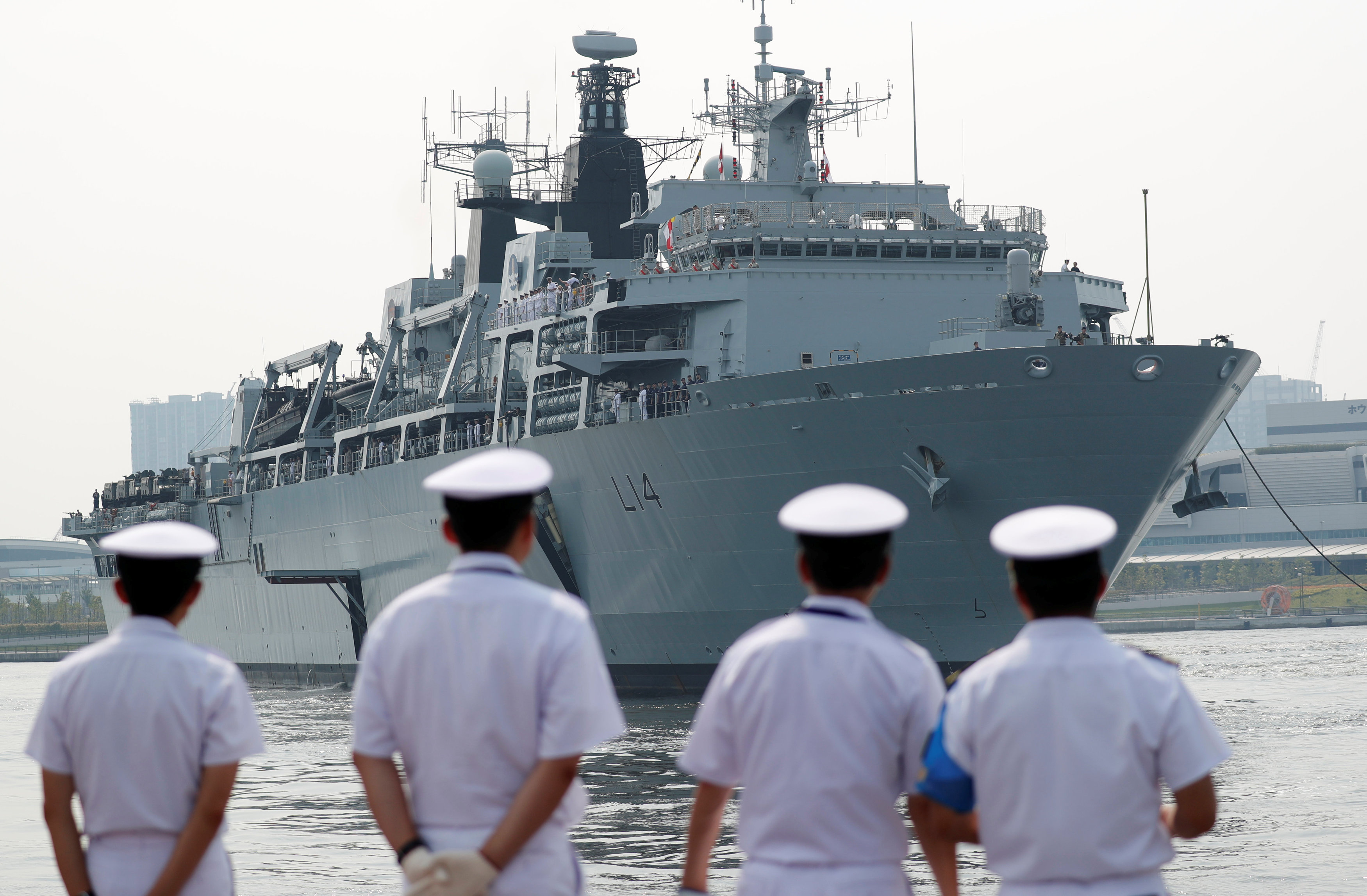 بريطانيا ترد على القرصنة الإيرانية بالقوة البحرية