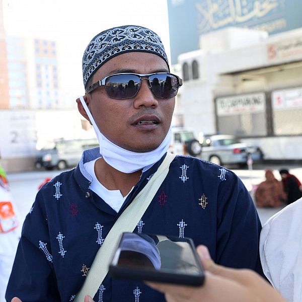 حجاج ماليزيون يشيدون بـ طريق مكة : وجدنا أفضل الخدمات
