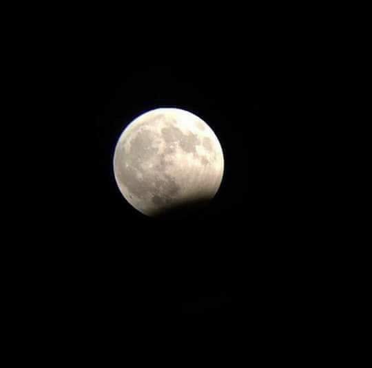 خسوف القمر الليلة 3 ساعات و18 دقيقة