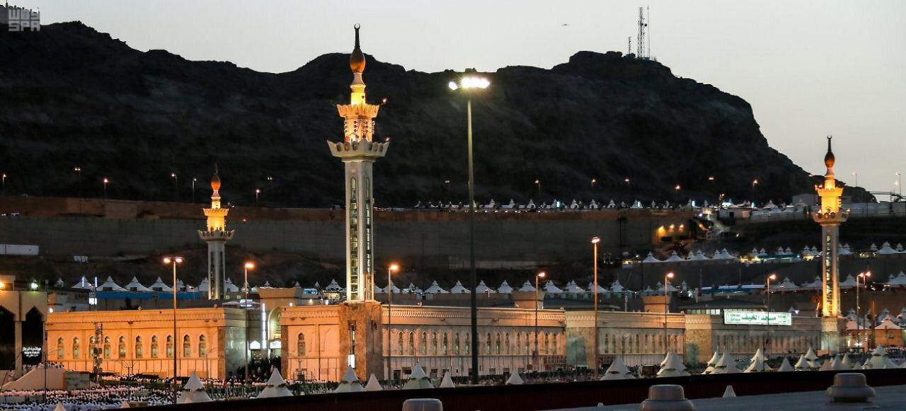 اكتمال معالجة الهيكل الخرساني لمسجد الخيف بمشعر منى