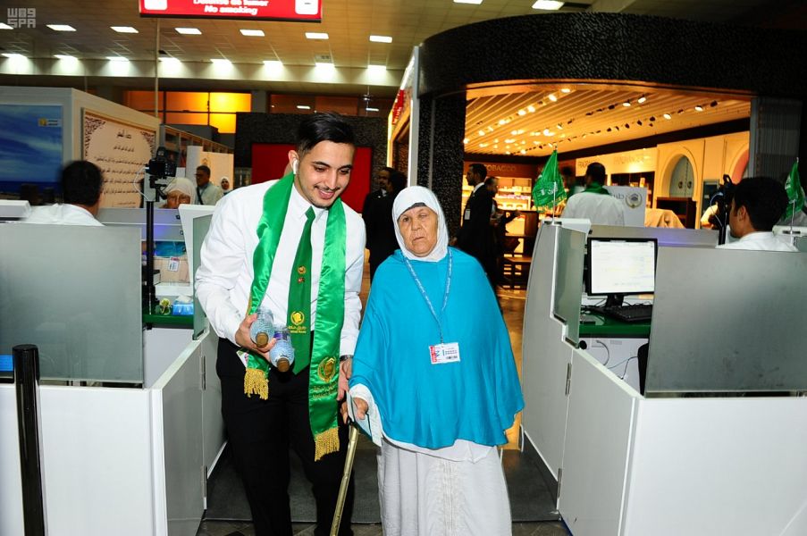 مبادرة طريق مكة تواصل عملها في مطار تونس قرطاج الدولي
