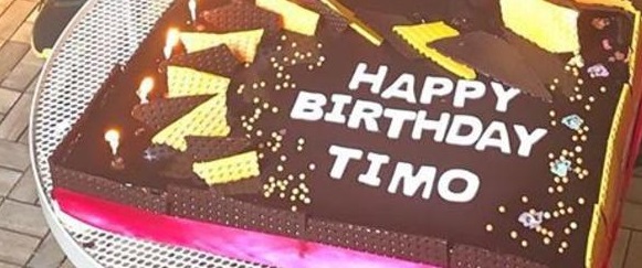 هكذا احتفل تامر حسني بيوم ميلاده مع بسمة بوسيل