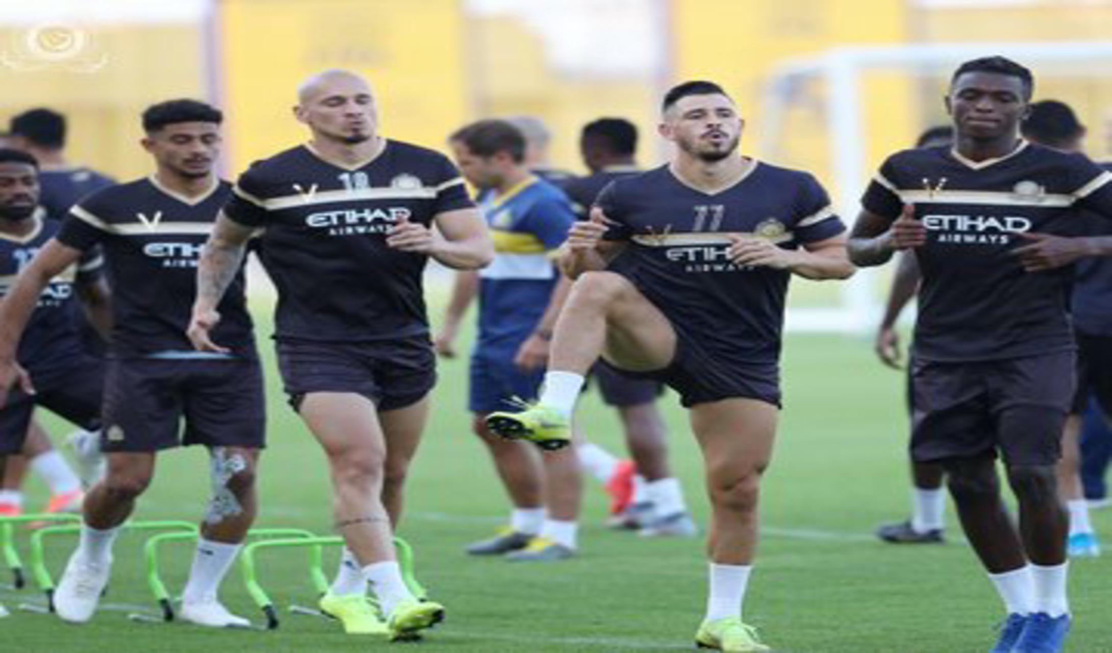 النصر يُنهي تدريباته ويطير إلى الإمارات