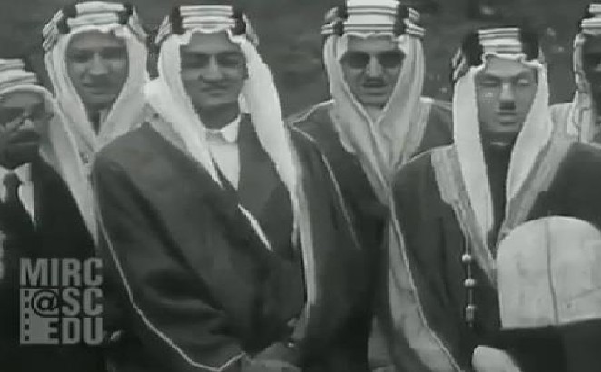 فيديو نادر لزيارة الملك فيصل لبريطانيا عام 1932