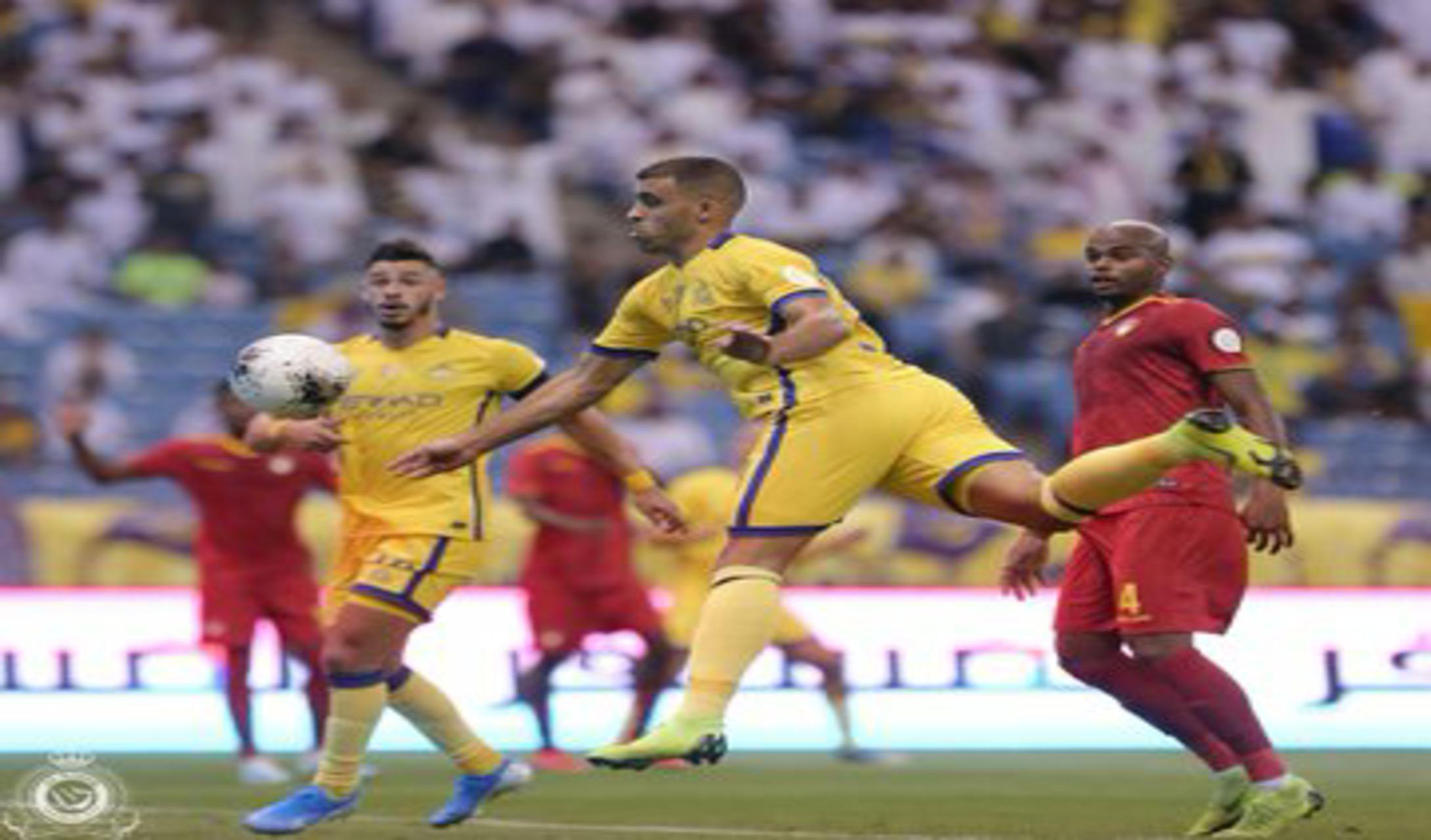 النصر يقص شريط الدوري بثنائية في ضمك