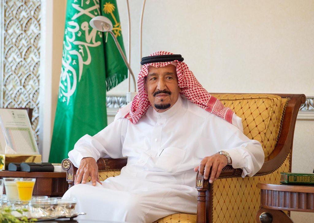 الملك سلمان يتلقى برقية تهنئة من أمير دولة الكويت