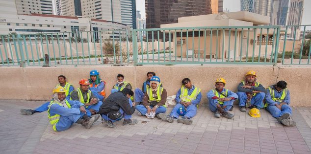 قطر تعترف بانتهاكاتها لحقوق عمال مونديال 2022