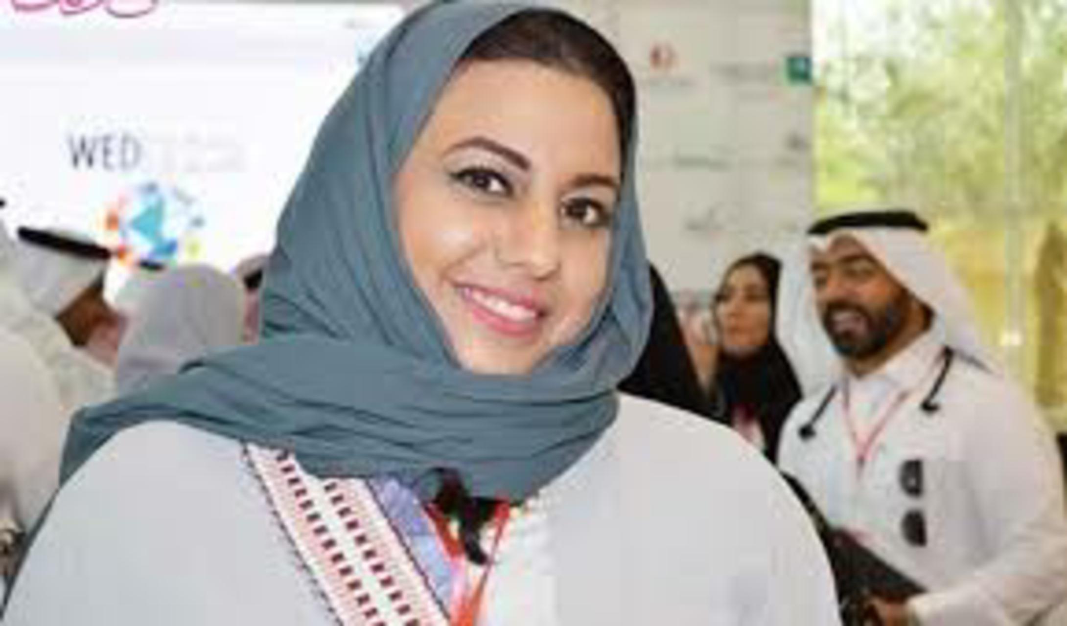 أول سيدة تدير مركزًا إعلاميًّا لنادٍ سعودي .. من هي خلود عطار؟